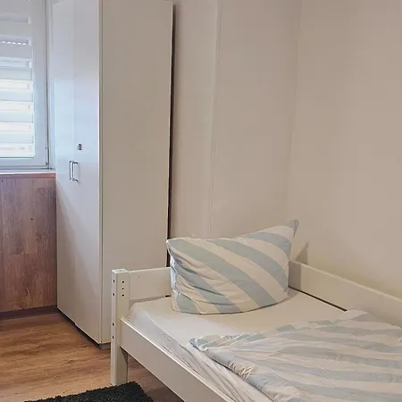 Saids Hostel *